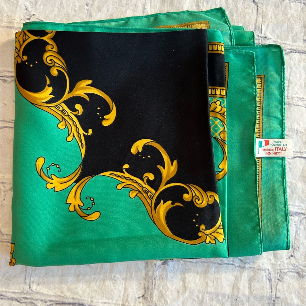 ITALY MADE 100% POLYESTER BLACK/GOLD/TAN/GREEN MULTI COLORED ROYAL STYLE SCARF